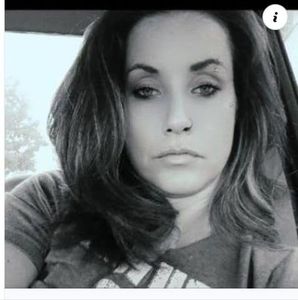 Meet your Posher, Genelea